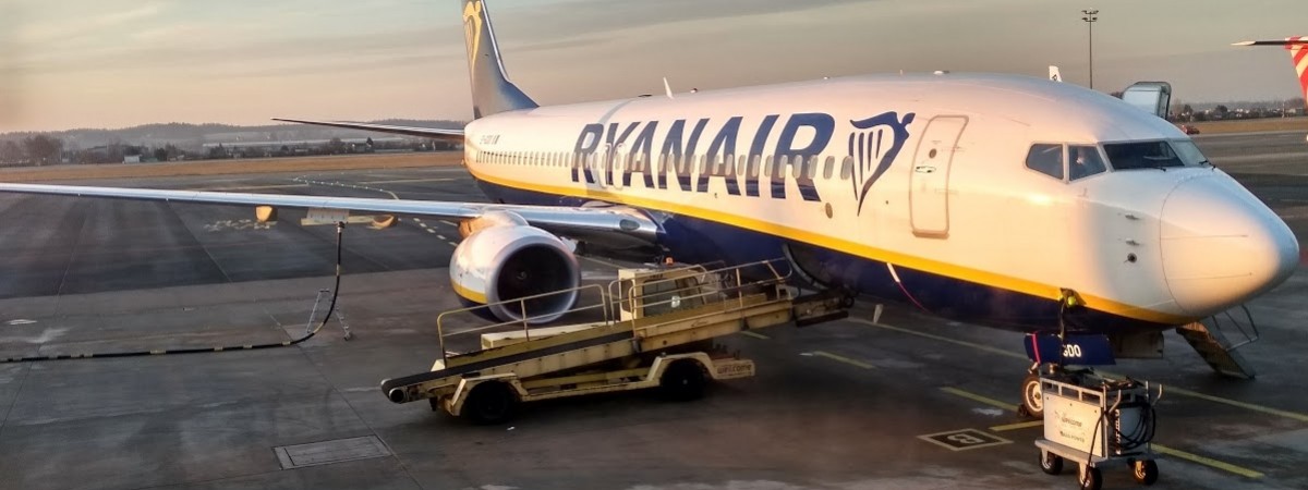 Літаком з Польщі в Україну і навпаки: розклад рейсів Ryanair на весну-літо 2021