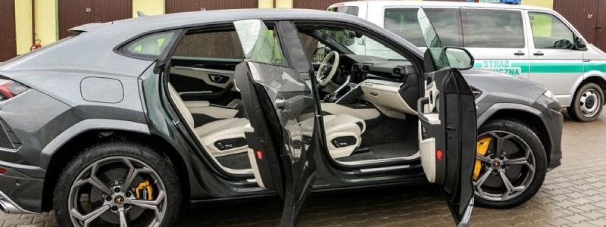 Українець на чолі злочинної групи в Польщі: крали авто VIP-класу й переправляли в Україну та Росію