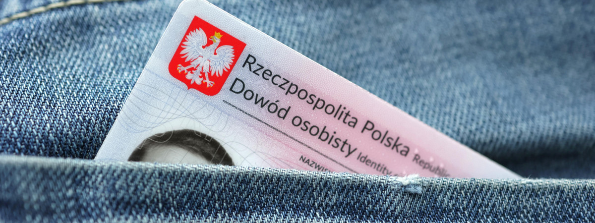 Польський омбудсмен звернувся до МВС через надання іноземцям громадянства воєводами