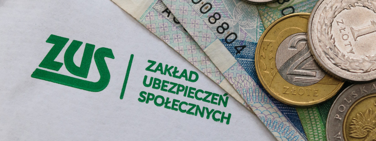 Від понад 50 тисяч українців ZUS вимагає повернення 800+. Кожен 5-й поляк вимагає ще більшого