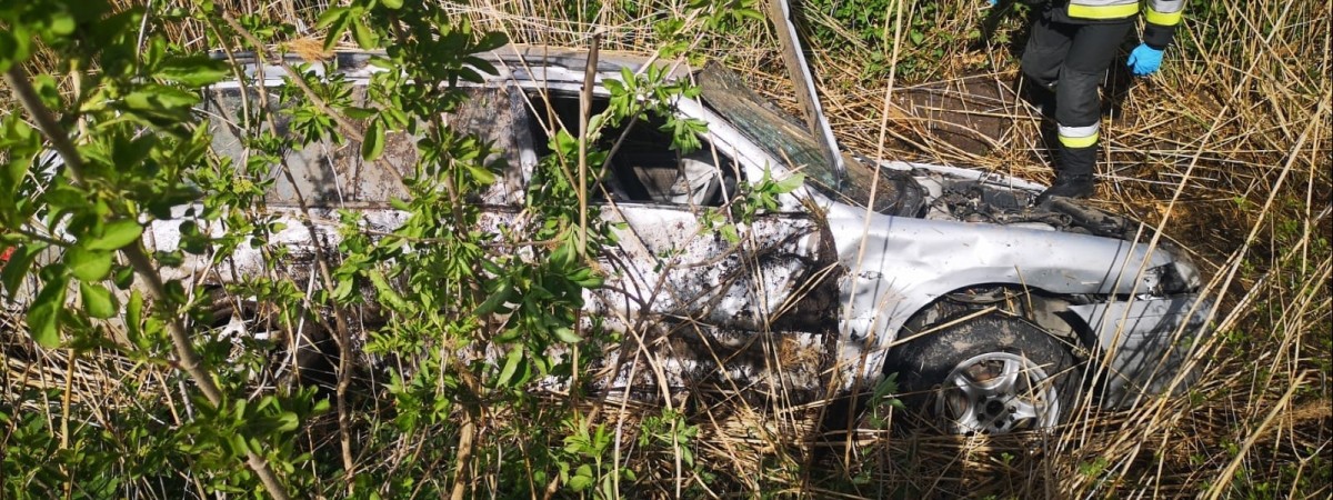 У Польщі 11-річний хлопчик з України їхав сам за кермом “Мазди” й перекинувся