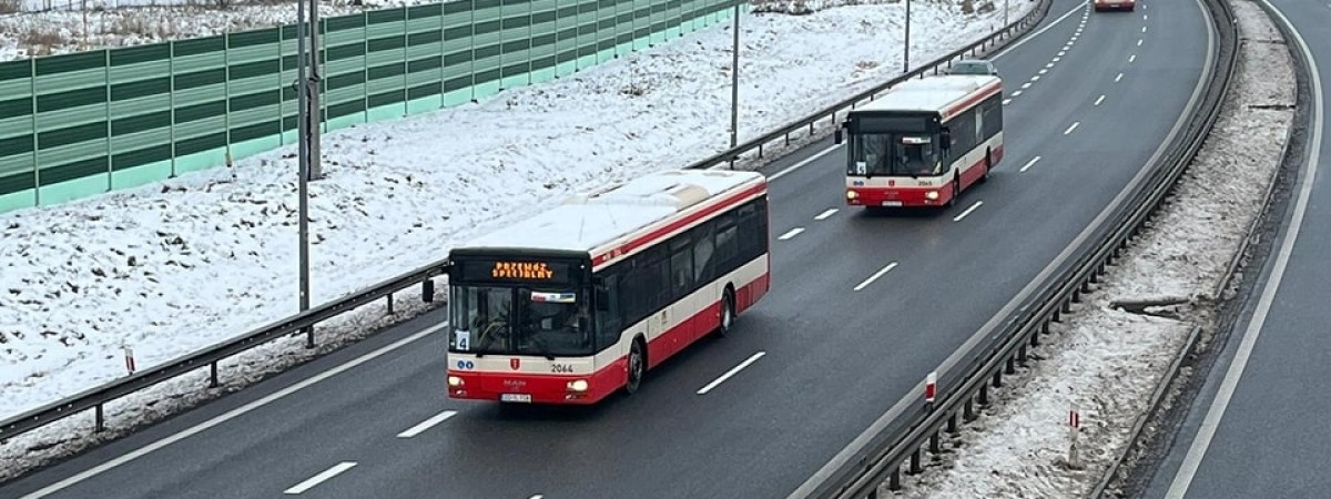 Гданськ подарував містам України 7 автобусів, але не всі вони доїхали 