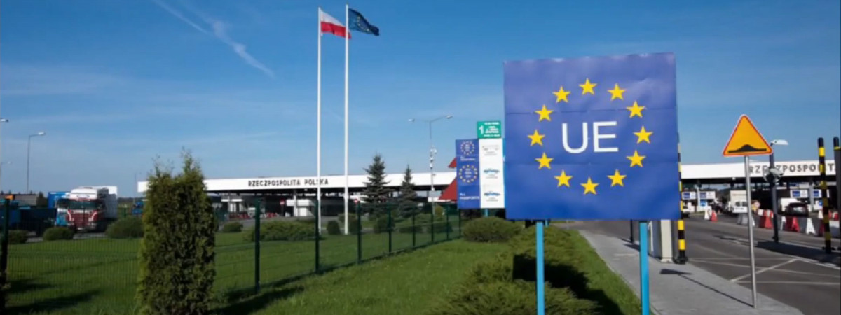 Буде підготовка до повернення українців з Польщі: таку заяву зробили в уряді