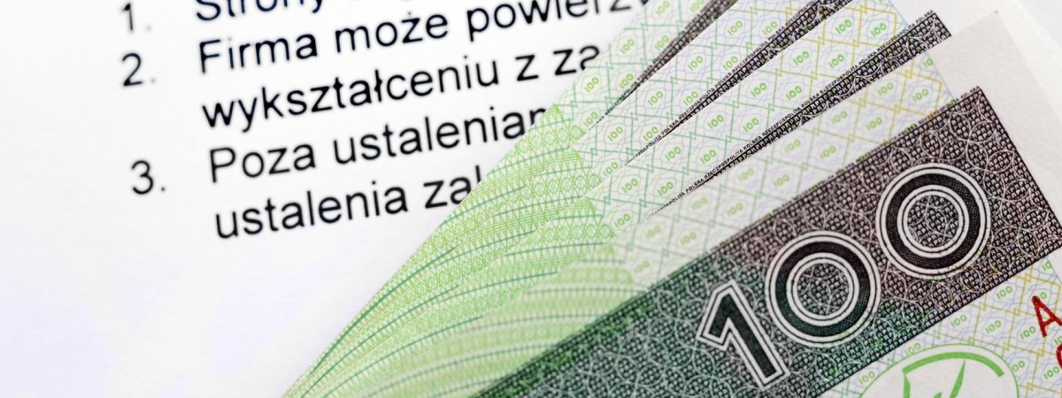 Поменшало українців, задоволених роботою в Польщі: а скільком з них вистачає заробленого?