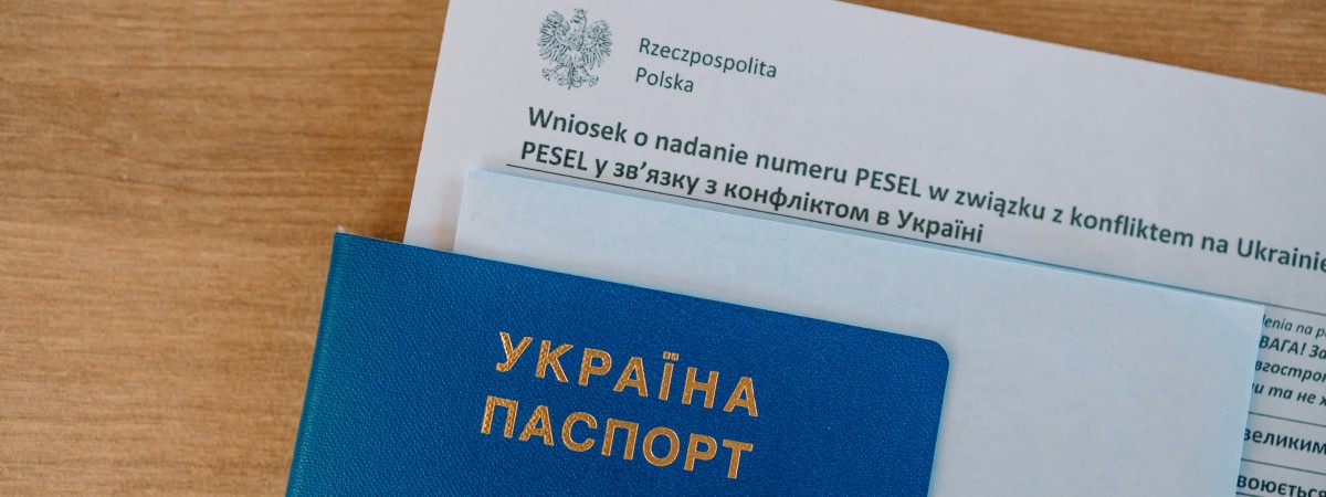 Статус PESEL UKR: відповіді експертів на поширені запитання українців у Польщі  