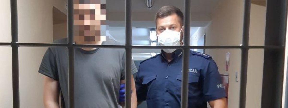 За знущання над матір'ю громадянину України в Польщі загрожує до 10 років тюрми