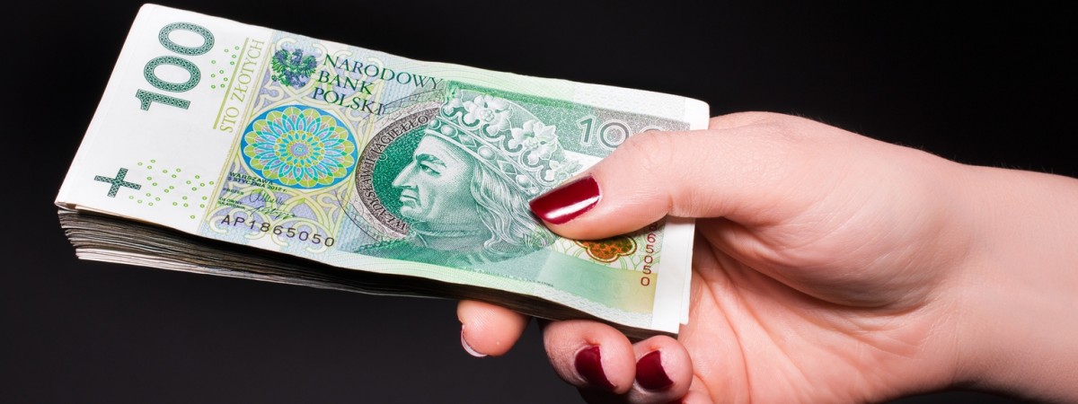 З 1 липня 2024 у Польщі зросте мінімальна зарплата: які тепер будуть ставки
