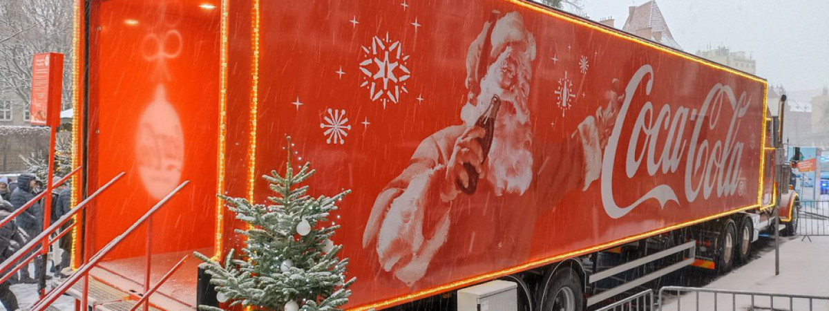 El camión navideño de Coca-Cola en Polonia: ¿a qué ciudades llegará en 2025?
