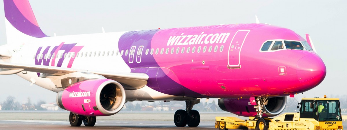 Передсвятковий розпродаж у Wizz Air: квитки з України в Польщу і навпаки від 290 грн