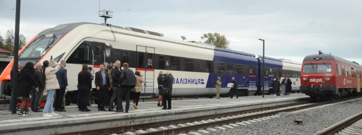  У листопаді буде залізничне сполучення з Варшави до Чернівців і навпаки