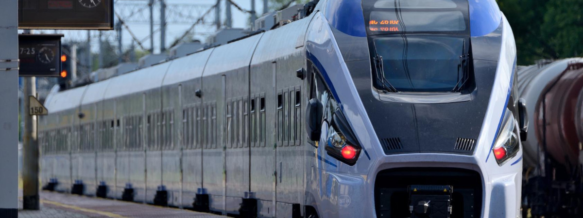 Українці їхатимуть нічними потягами до Польщі й навпаки без зупинок на прикордонний контроль