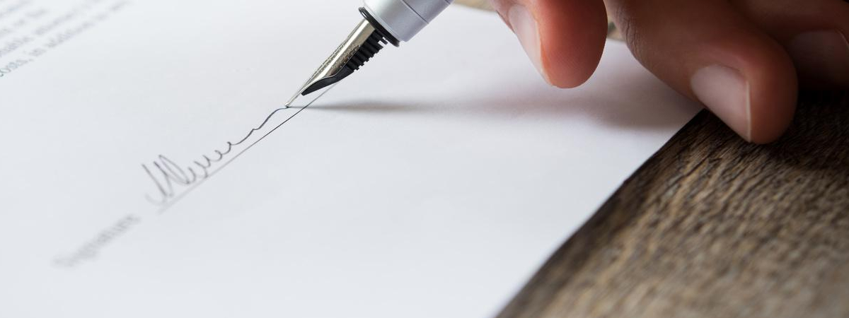 Президент підписав закон про карти CUKR і новий процес подачі заяв на карти побиту. Відколи буде?