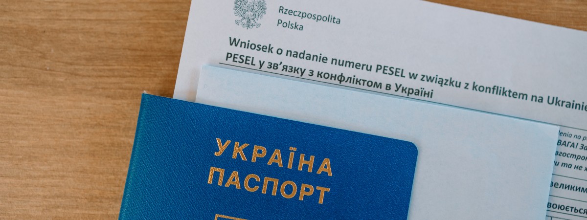 Чому біженці втрачають статус UKR при виїзді з Польщі на кілька днів? ZUS пояснив і дав пораду