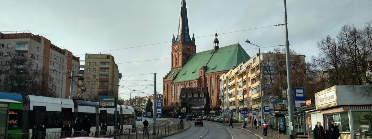 У Польщі дітям знову дозволили виходити вдень на вулицю без дорослих