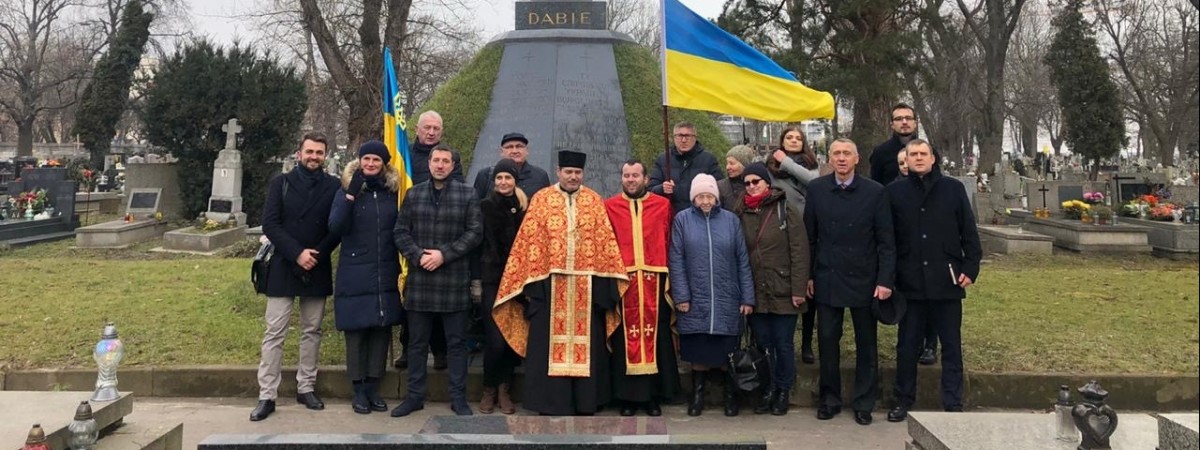 Як у Польщі дипломати та громада відзначали День Соборності України