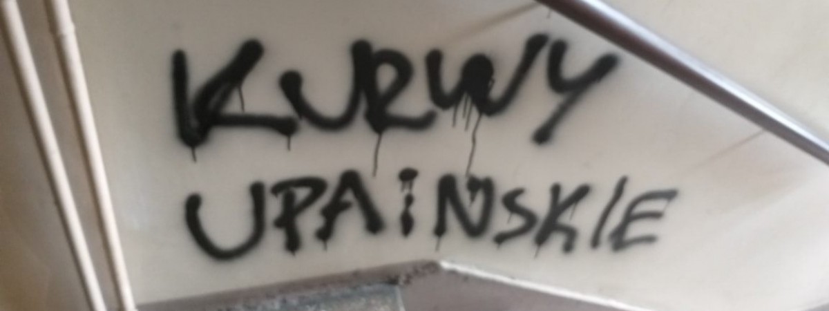  “Геть з Польщі”. У Варшаві в житло українських будівельників кинули коктейль Молотова 