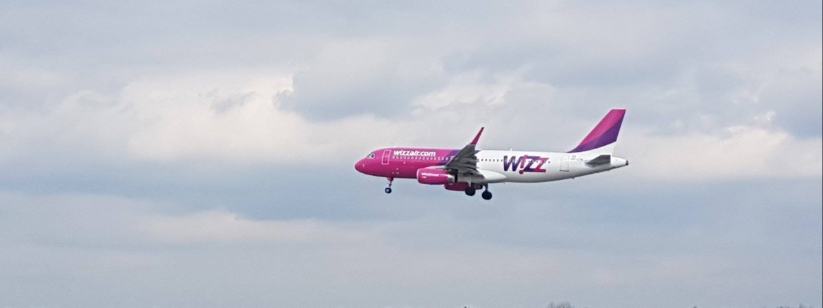 Лоукостер Wizz Air оголосив знижки 20% на всі рейси з та до Польщі 