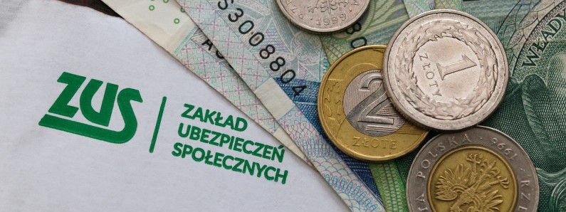 Як біженцям з України повідомити ZUS про виїзд з Польщі: інструкція