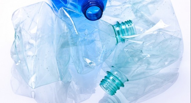 Польща: підписано закон про введення завдатку за пластикову й скляну тару