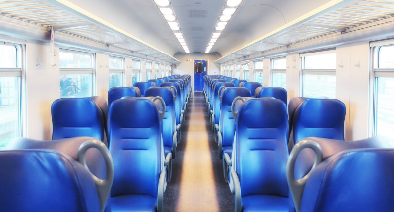 Дешеві поїздки Польщею: Відкрито продаж квитків на нові маршрути чеського перевізника RegioJet