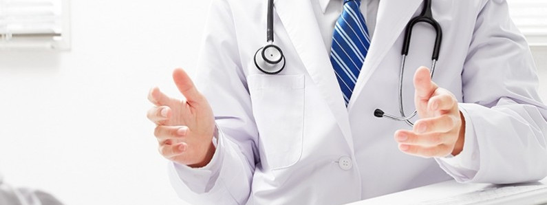 Для українців у Польщі доступний польсько-український медичний розмовник у різних форматах