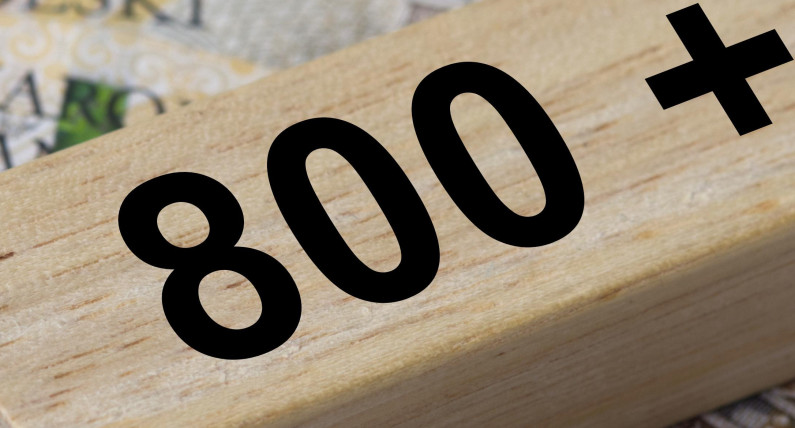 Уряд Польщі представив проєкт, що змінює правила виплати 800+ для іноземців