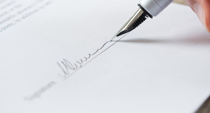 Президент підписав закон про карти CUKR і новий процес подачі заяв на карти побиту. Відколи буде?