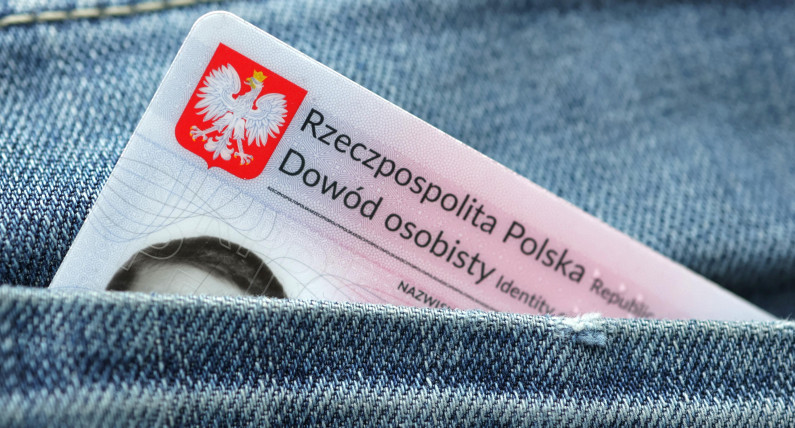 Польське громадянство буде отримати складніше: готують загострення вимог до іноземців