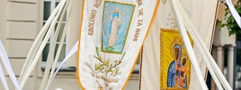 Польща відзначає